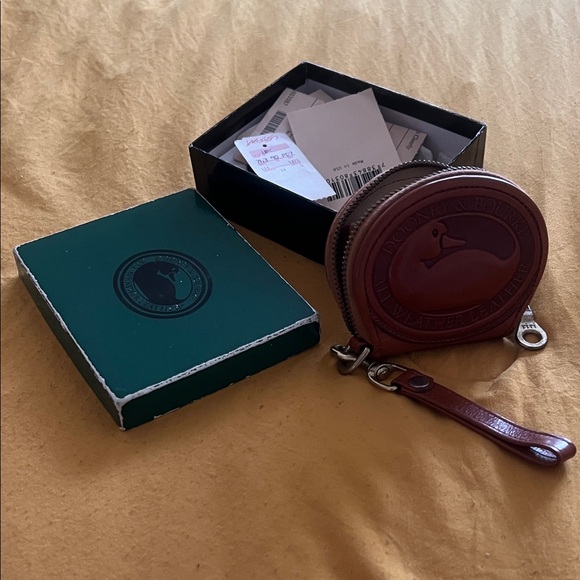 Dooney & Bourke Tan Leather Coin Pouch - Picture 6 of 8